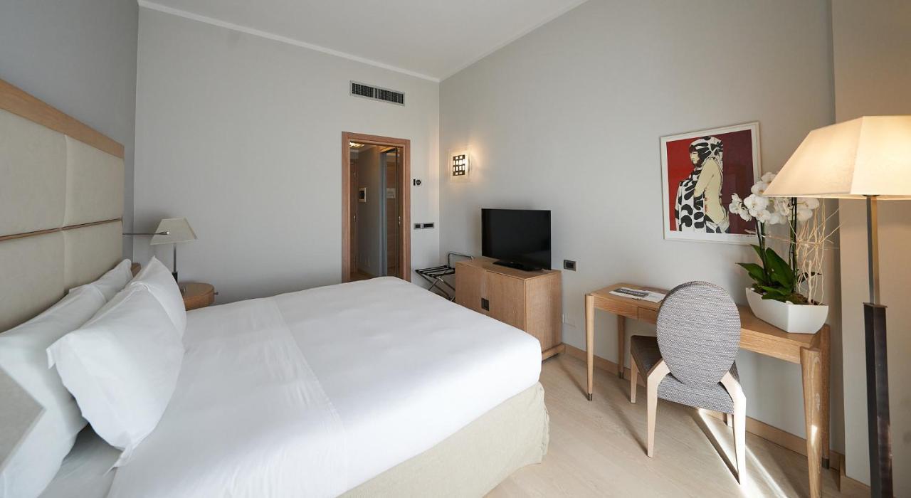 Hotel Astoria ビエッラ エクステリア 写真
